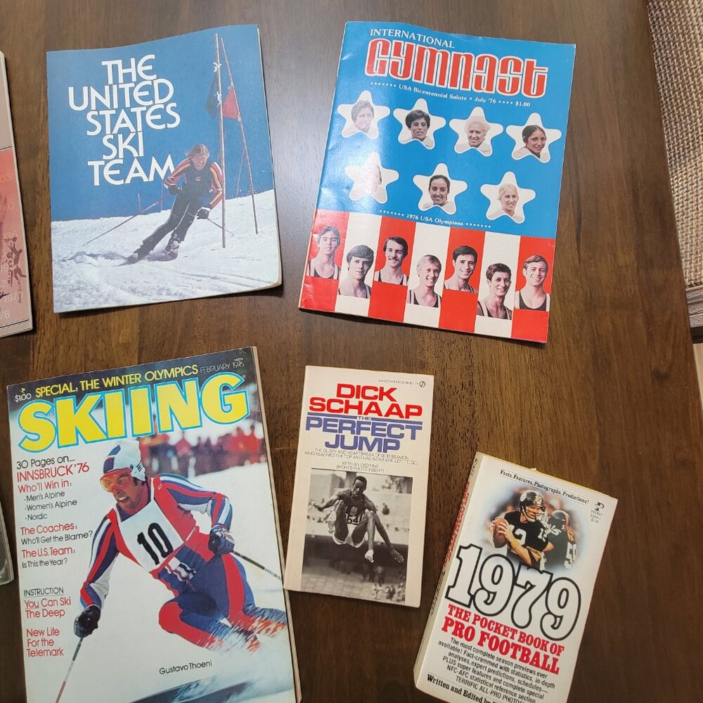 Vintage Sports Memorabilia, Media Guides, Books,  Magazines - Picture 4 of 5
